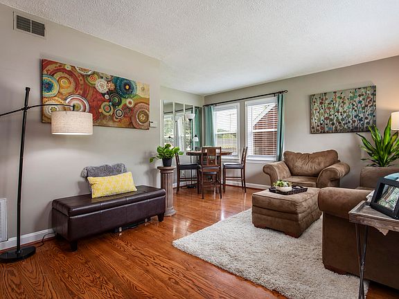 5th image of 2908 Yorkshire Blvd