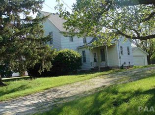 487 N Elmwood Rd, Farmington, IL 61531