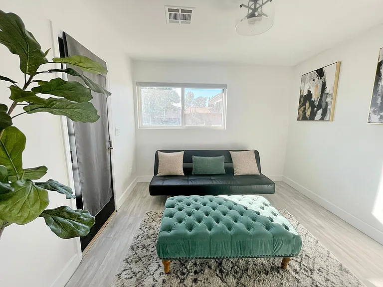 8602 E Highland Ave — Photo 24