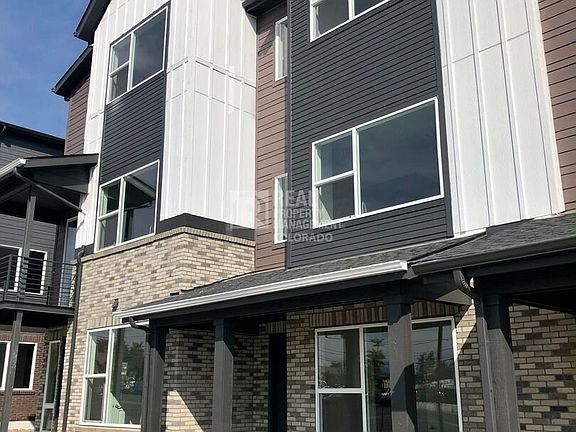 2nd image of 5070 Ward Rd