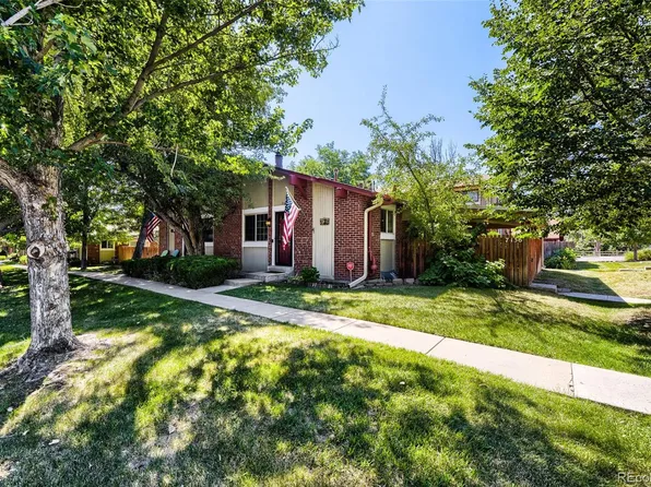 7136 W Portland Avenue, Littleton, CO 80128