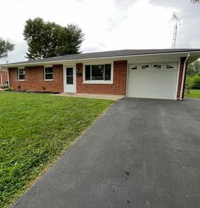 1618 Navajo Dr, Xenia, OH, 45385