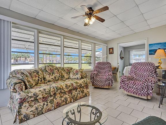 5th image of 8591 SW 20th Court