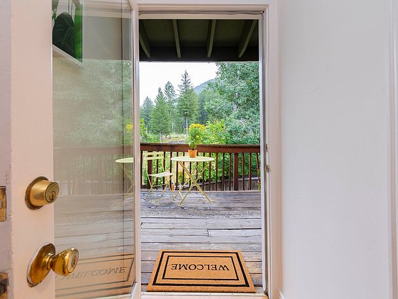 3rd image of 228 Aspen Dr #202