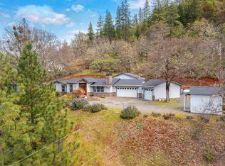 201 Keen Rd, Grants Pass, OR 97527