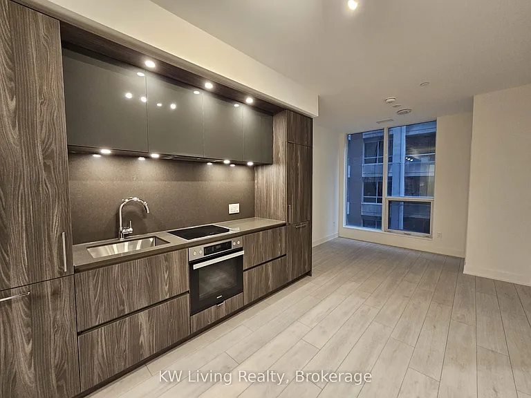 15 Mercer St #305 — Photo 10