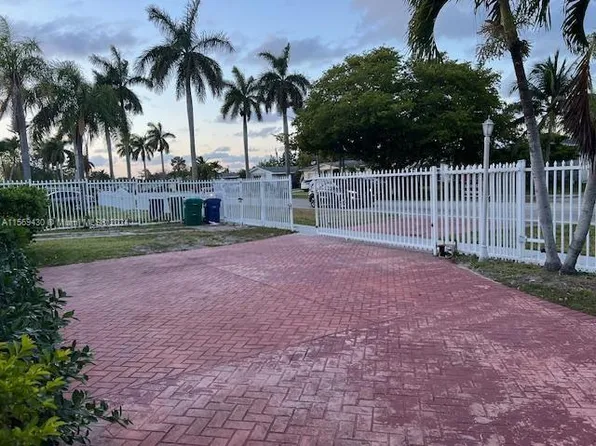 19260 Franjo Rd, Cutler Bay, FL 33157