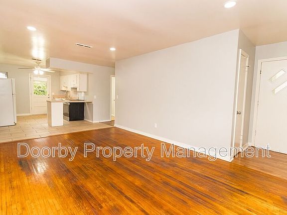 2nd image of 4134 Bennett Rd #A