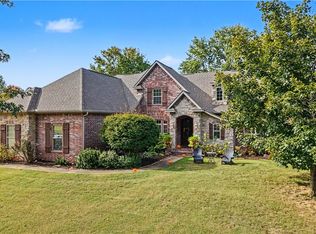 1446 Lafite Ln, Fayetteville, AR 72703
