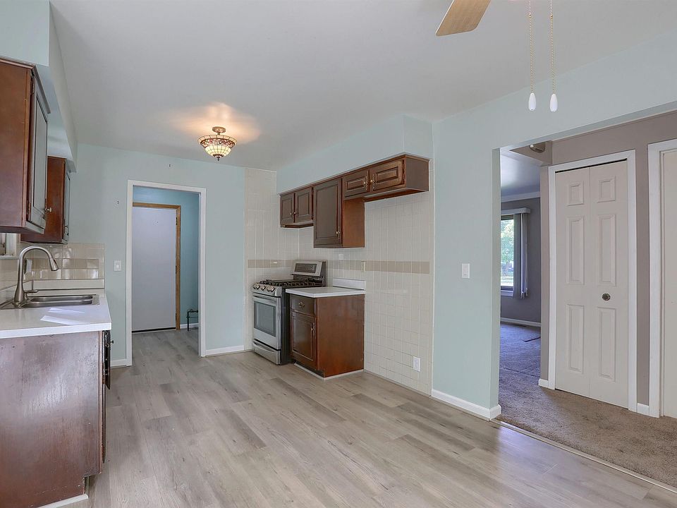 45376 Cumberland St, photo 9