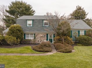 24 Brookside Dr, Holland, PA