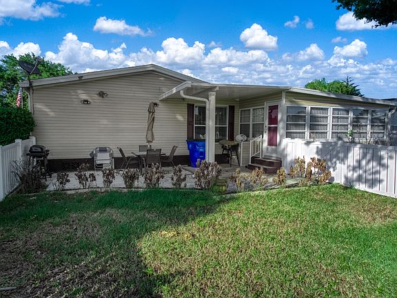 4th image of 1566 Tanglewood Cir