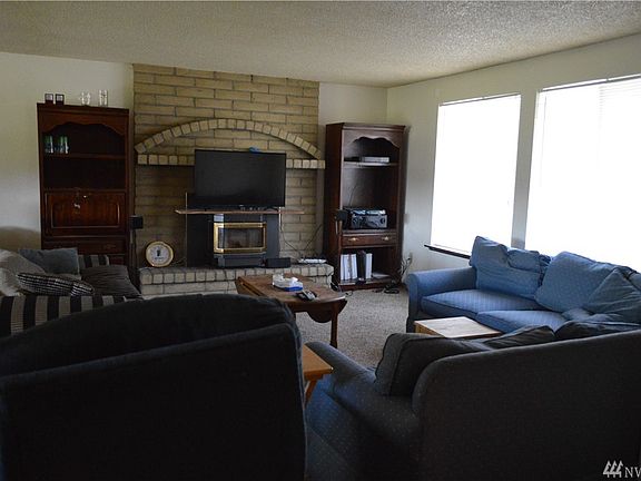 3rd image of 22621 38th Ave E