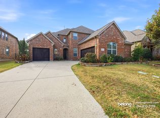 312 Paluxy Dr, Irving, TX 75039