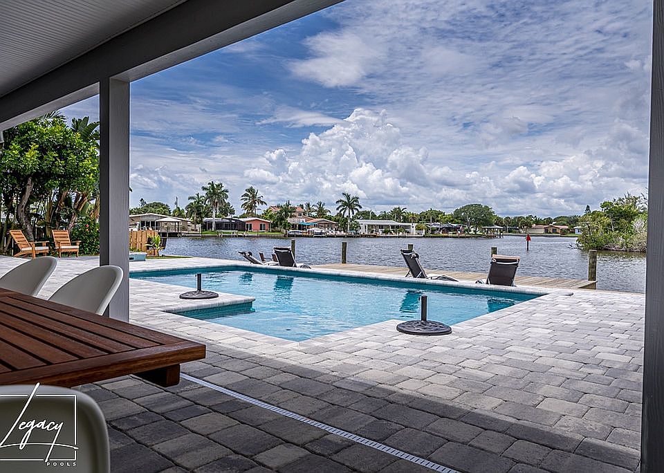 2nd image of 238 Antigua Dr