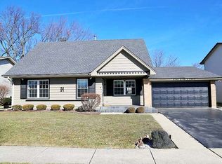 584 Exmoor Rd, Elk Grove Village, IL 60007