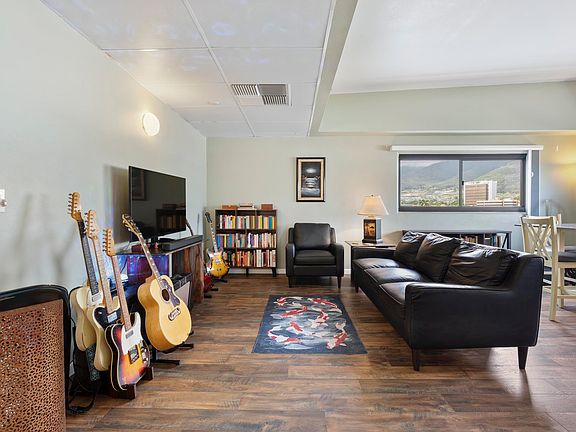 4th image of 1885 Main St APT 607
