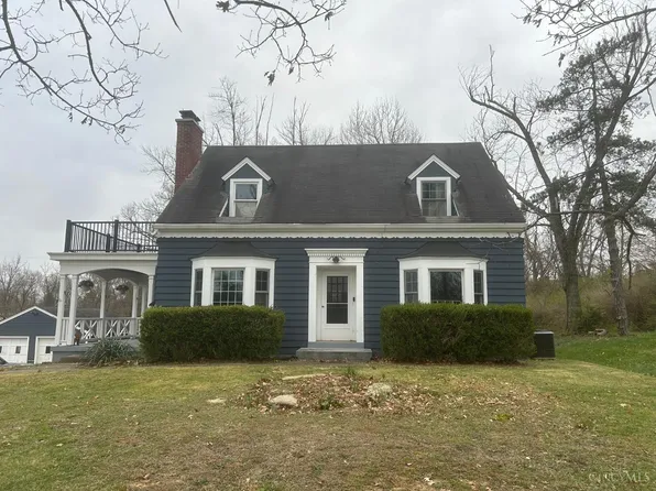 8447 Harrison Rd, Cleves, OH 45002