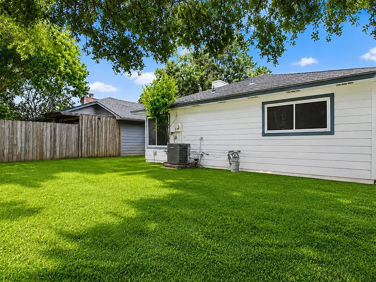 11938 Westwold Dr — Photo 25