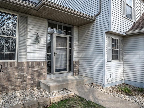 3rd image of 19288 Evenston Dr