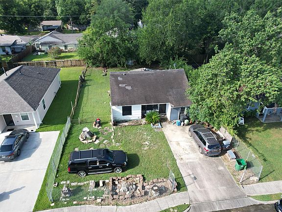 4th image of 4926 Enyart St