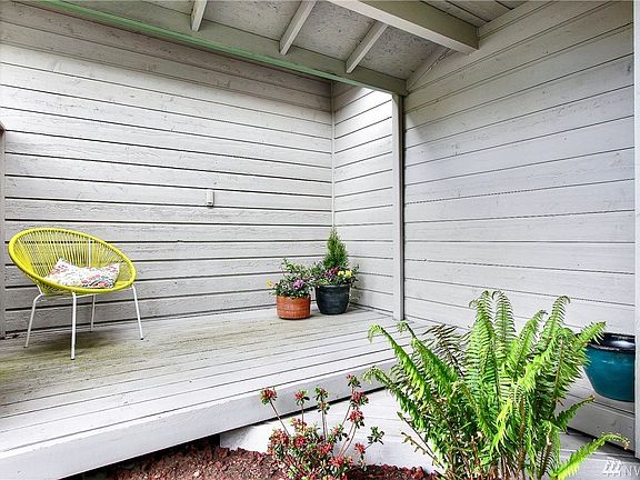 2nd image of 5508 40th Ct SE