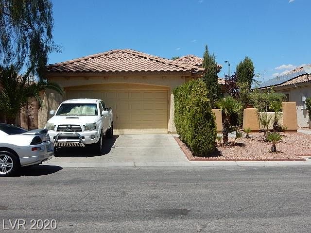 1st image of 4572 Ondoro Ave