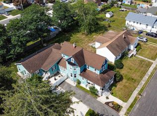 15 W Bolton Ave, Absecon, NJ 08201