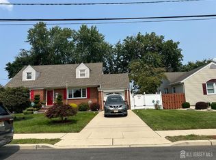 849 Evergreen Ct, North Brunswick, NJ 08902