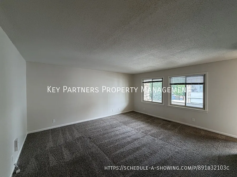 8833 Glenwood St - Open to Section 8! — Photo 4