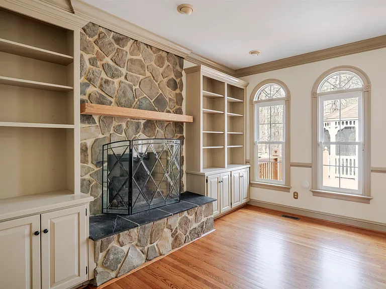 3125 Beau Mont Farm Rd — Photo 5