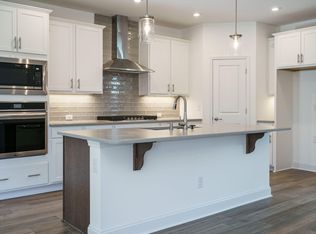 1756 Raven Falls Dr, Wendell, NC 27591