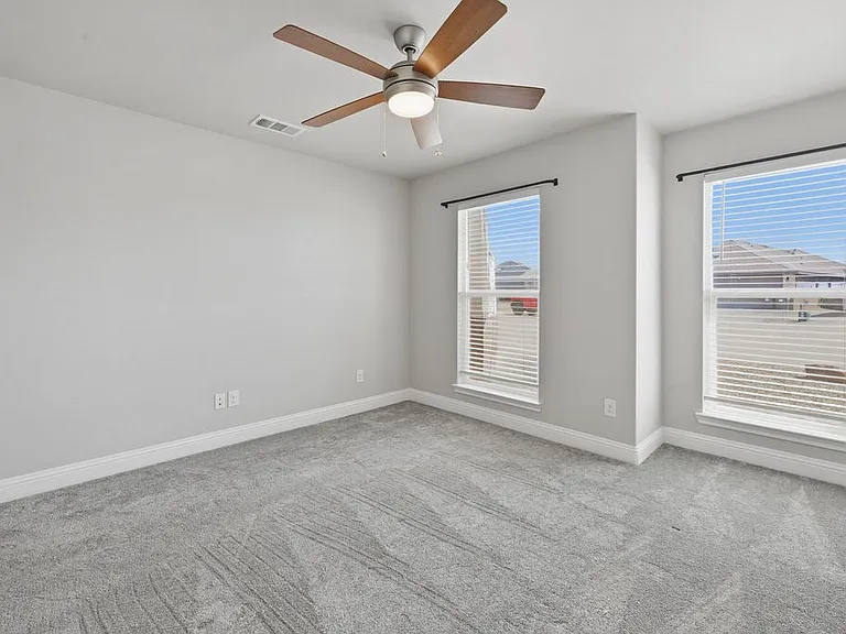 6801 Baron Dr — Photo 10