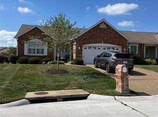 32 Tournament Tee Dr #708A, O'Fallon, MO 63368