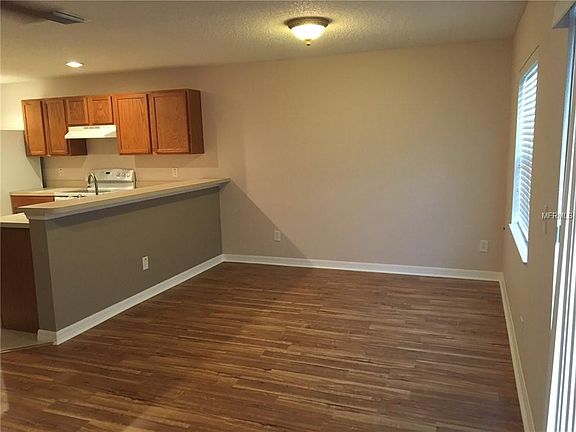 4th image of 4347 Silver Falls Dr