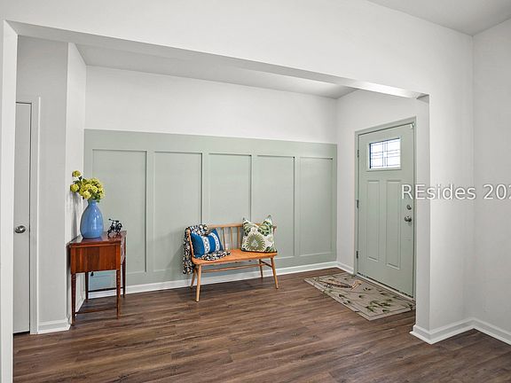 5th image of 25 Chinquapin St