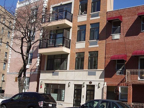 2nd image of 3003 Newtown Ave APT 2R