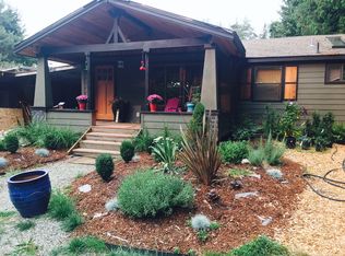 9929 SW Cove Rd, Vashon, WA 98070