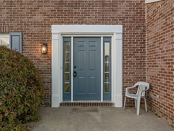 4th image of 10828 Young Lake Dr