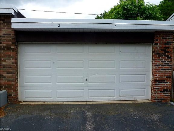 2nd image of 5017 Nob Hill Dr #E2