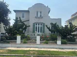 130 E Olive St, Long Beach, NY 11561