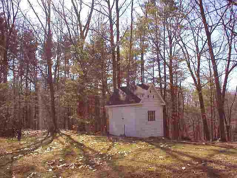 4th image of 2626 TROY Road