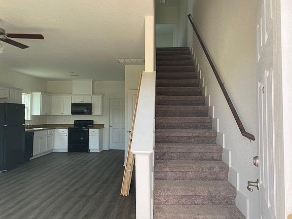4th image of 3102 Avenue L