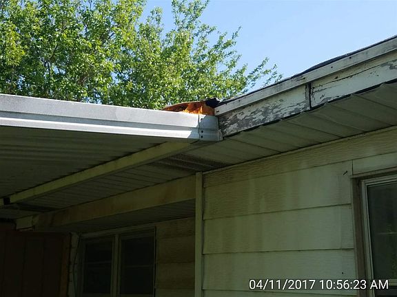 3rd image of 2802 NW 17th St