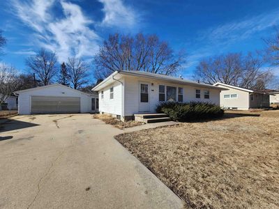 4007 Hillside Dr, Cedar Falls, IA, 50613