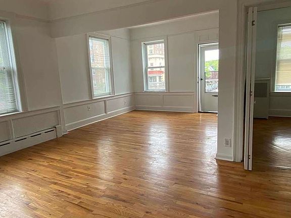 3rd image of 9002 Fort Hamilton Pkwy #2