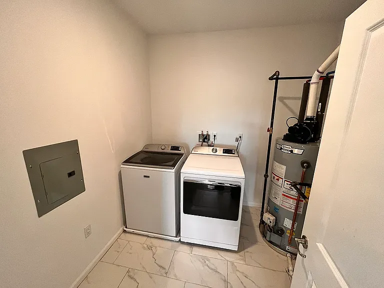 In Unit Washer & Dryer with Efficient Gas Heating and Hot Water