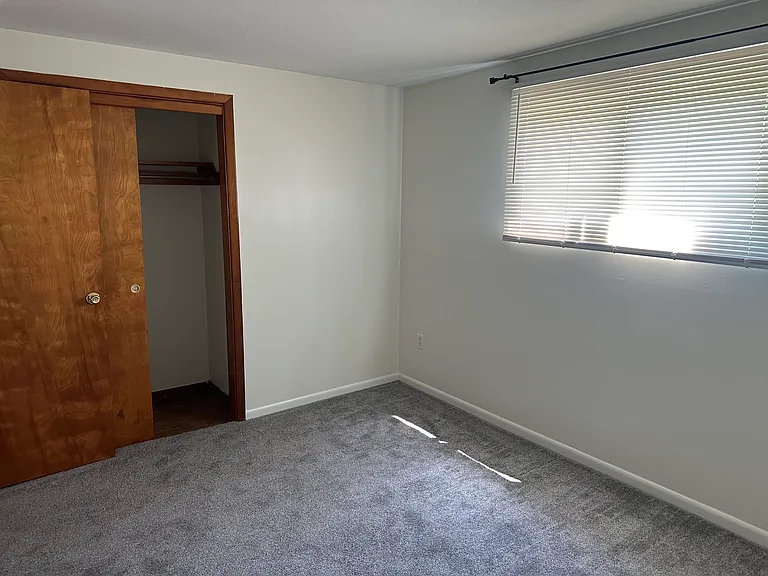 34 Brentwood Dr #A — Photo 4