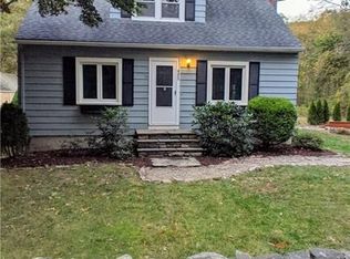 993 Pequot Trl, Stonington, CT 06378