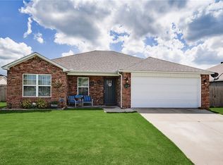 1234 S Gentle Valley Dr, Fayetteville, AR 72704